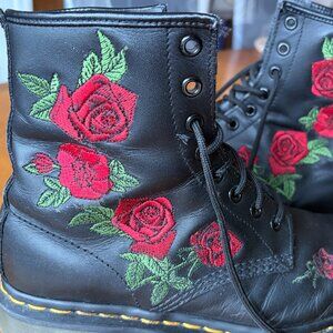 Dr. Martens 1460 Vonda with Rose Embroidery Size 8 US 39 EU